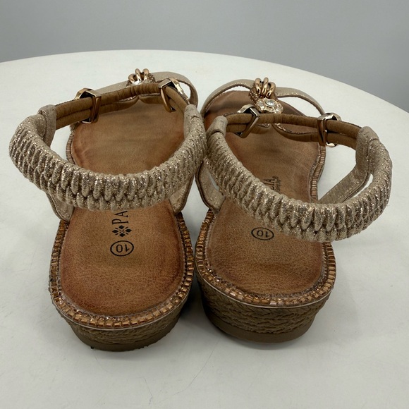 Patrizia Charmer Wedge Sandal with Crystal & Gold Shimmer Ankle Strap Size 10 - Picture 9 of 15